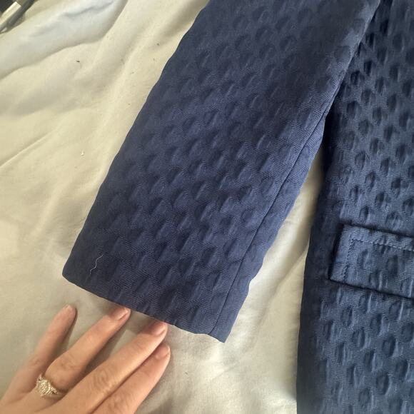 Talbots Quilted Navy Blue Blazer With Button Front And Split Back - Picture 5 of 7